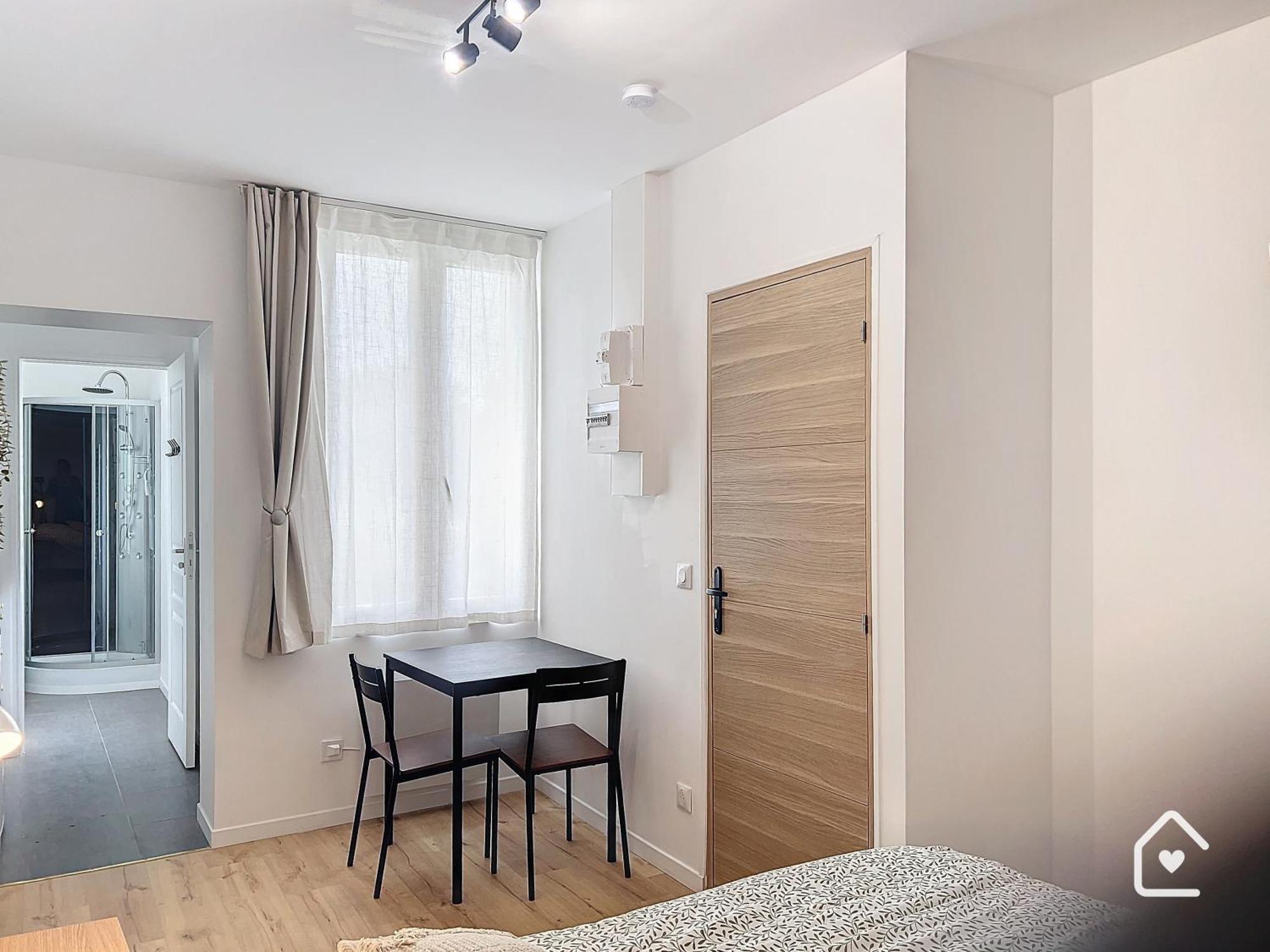 Studios - 1 Min Gare Chatellerault - Entree Autonome - Exterior photo