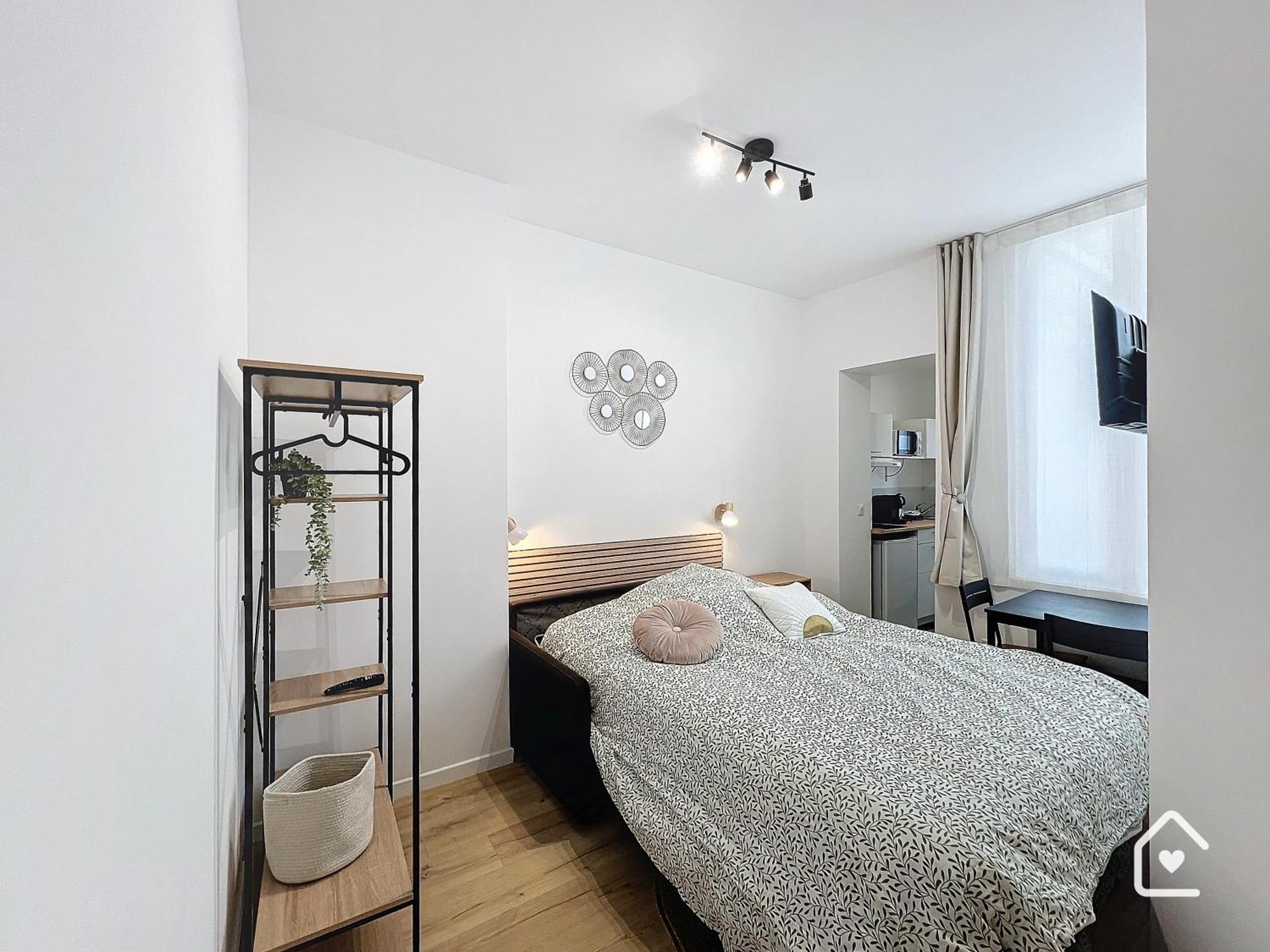 Studios - 1 Min Gare Chatellerault - Entree Autonome - Exterior photo