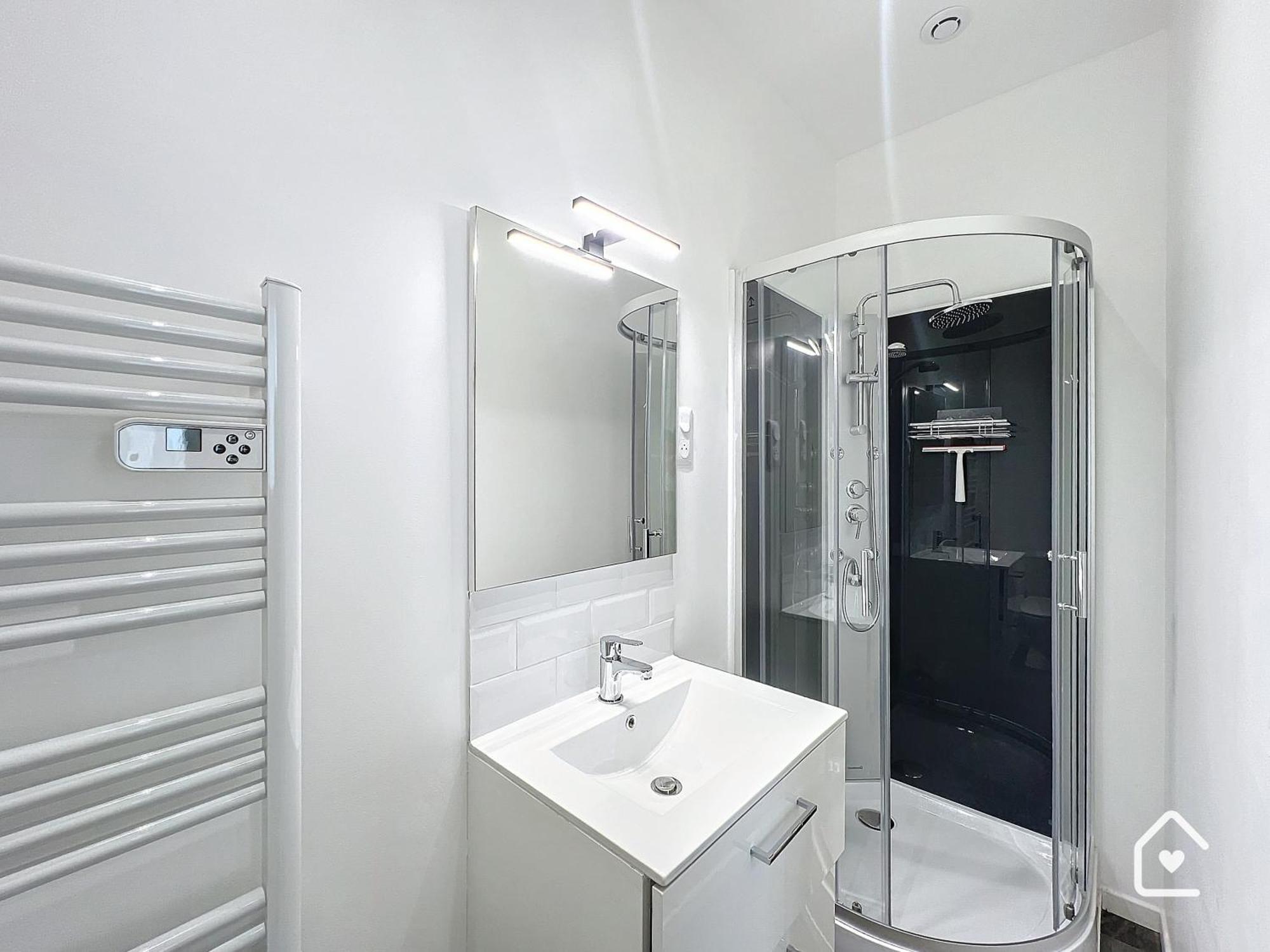 Studios - 1 Min Gare Chatellerault - Entree Autonome - Exterior photo