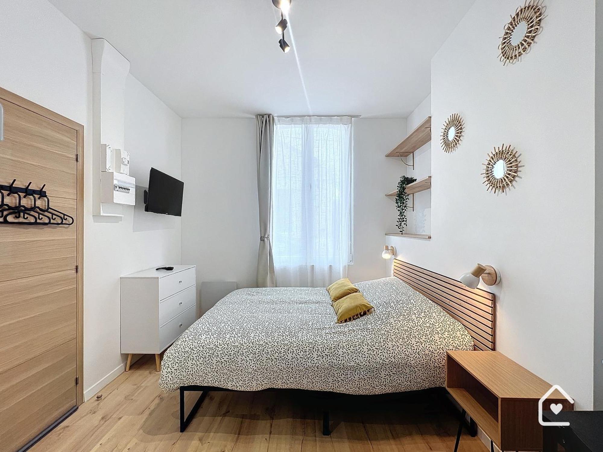 Studios - 1 Min Gare Chatellerault - Entree Autonome - Exterior photo