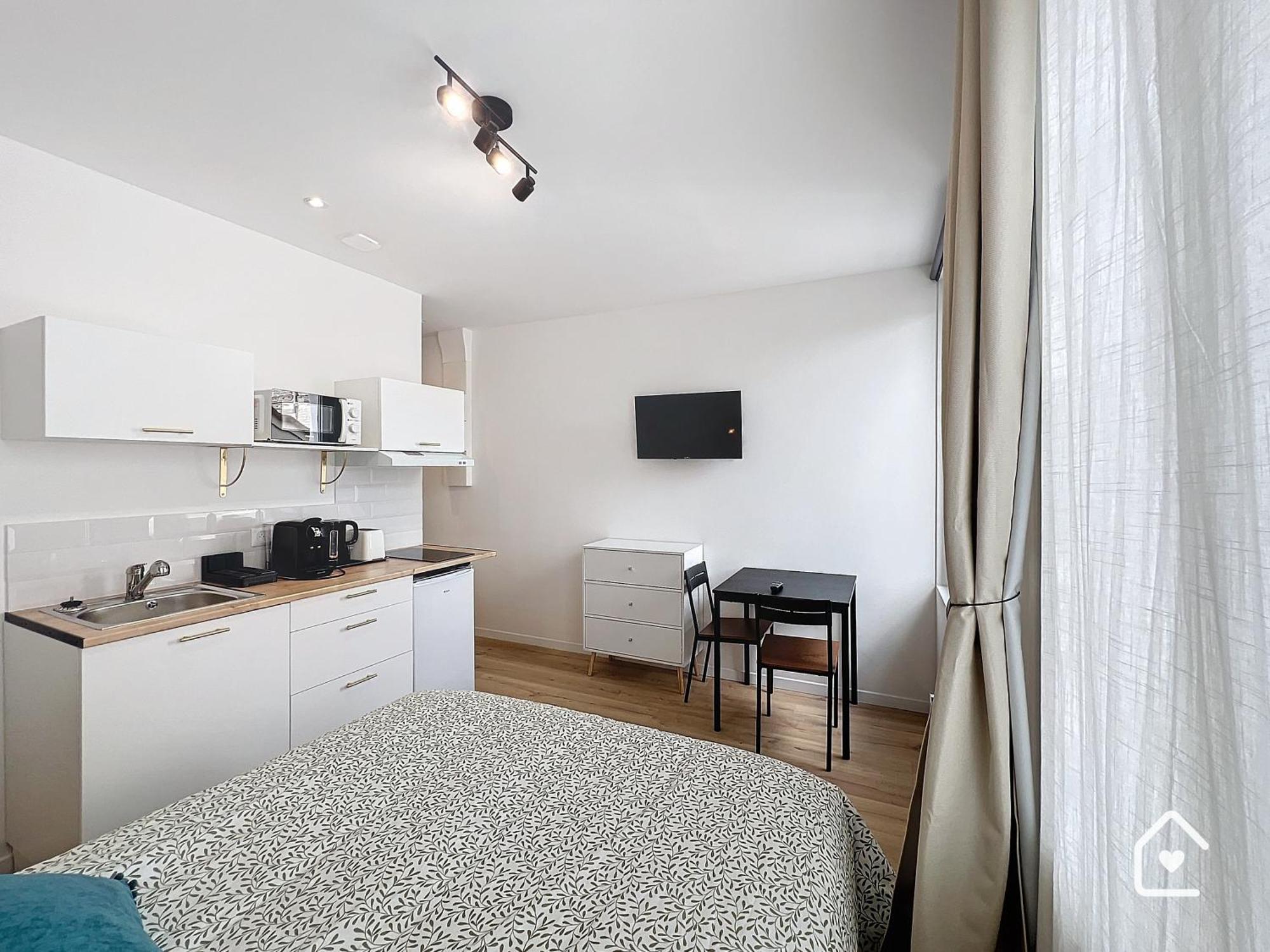 Studios - 1 Min Gare Chatellerault - Entree Autonome - Exterior photo